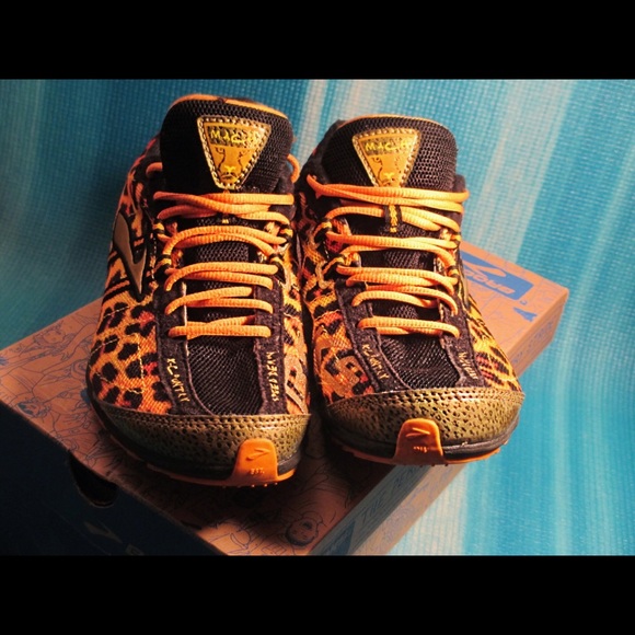 brooks mach 13 womens 2016